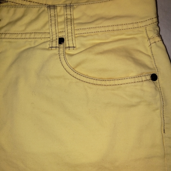 Faded Glory 16 pale yellow cotton capri - Picture 12 of 14